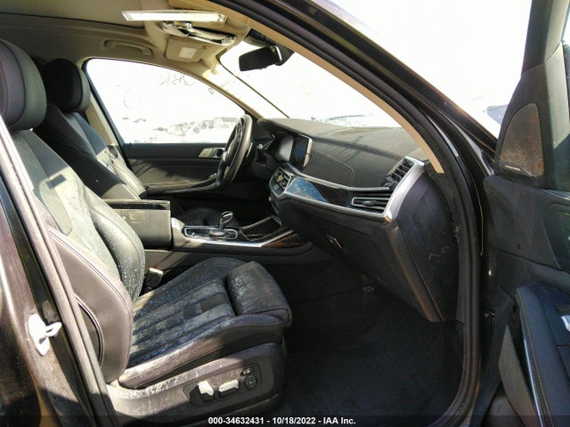 2020 BMW X7, VIN: 5UXCW2C05L9B61562