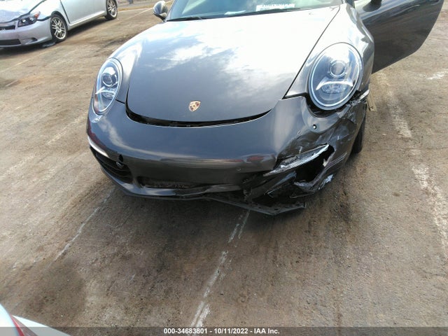 2015 Porsche 911, VIN: WP0CA2A92FS141443