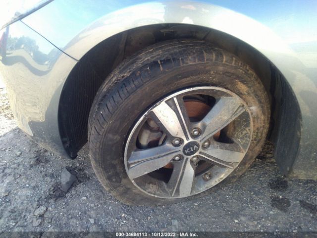 3KPFL4A7XJE274559 KIA FORTE S