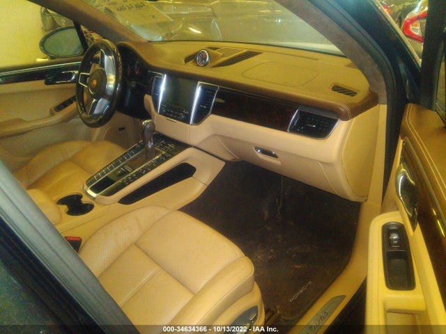 2018 PORSCHE MACAN TURBO VIN: WP1AF2A59JLB70042