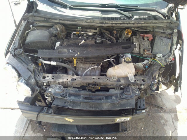 Chevrolet SONIC LS 2016 1G1JA5SH1G4123903 Image 11