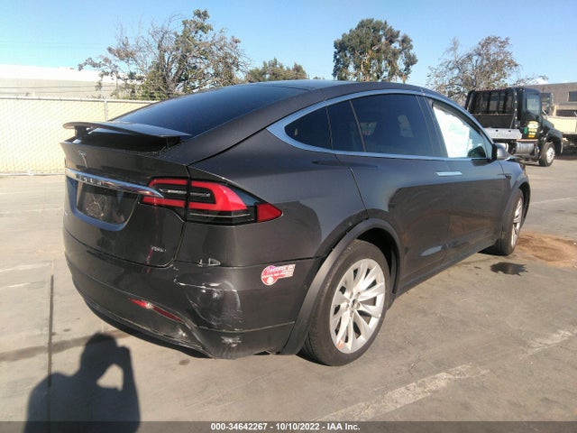 Tesla Model X 75d/100d/p100d 2018 5YJXCAE27JF116689 Image 4