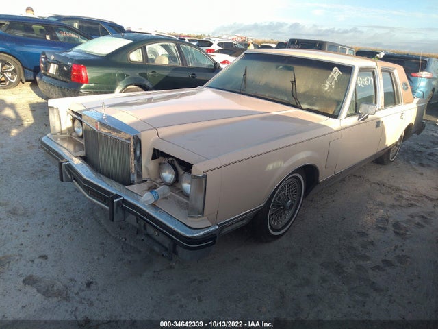 Lincoln Mark VI 1981 1MRBP96F4BY620677 Image 2