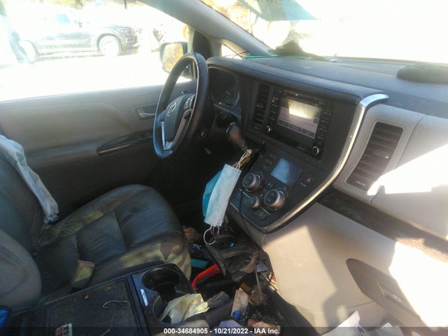 2018 Toyota Sienna, VIN: 5TDDZ3DC1JS202924
