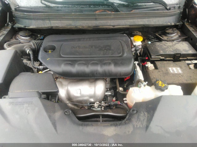 2020 Jeep Cherokee, VIN: 1C4PJLLB9LD556265