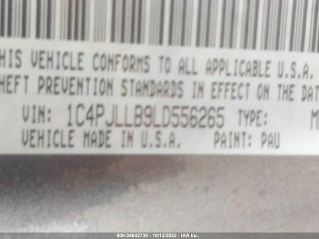 2020 Jeep Cherokee, VIN: 1C4PJLLB9LD556265