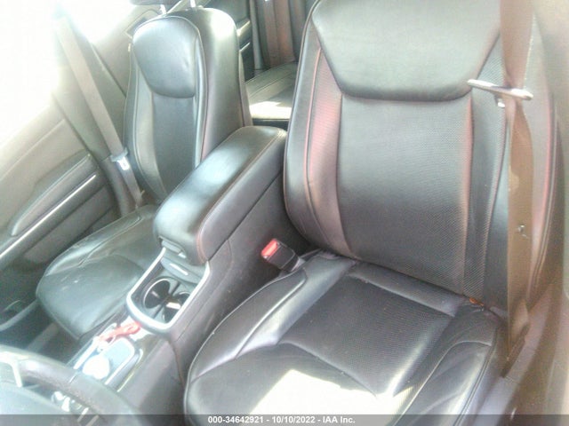 Chrysler 300 Limited 2019 2C3CCAKG5KH698564 Image 5