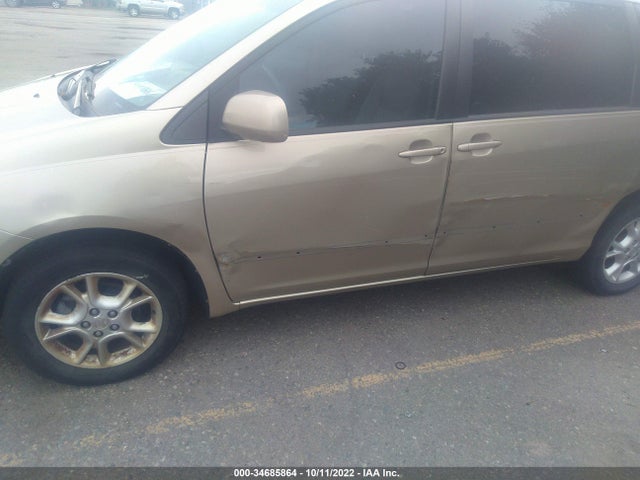 2004 TOYOTA SIENNA XLE VIN: 5TDBA22C74S012254