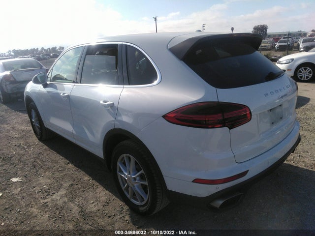 2017 Porsche Cayenne, VIN: WP1AA2A2XHKA89524