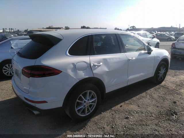 2017 Porsche Cayenne, VIN: WP1AA2A2XHKA89524