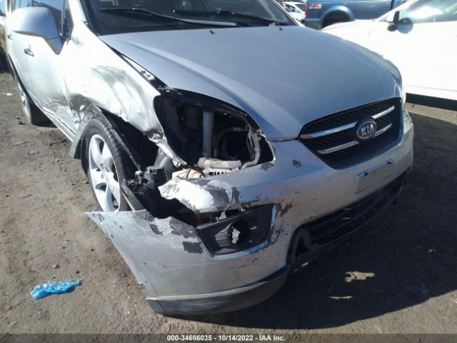 KNAFG526487154568 KIA Rondo Ex