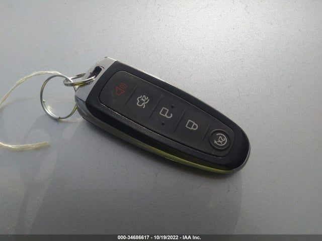 2015 Ford Taurus, VIN: 1FAHP2F82FG104762