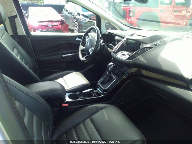 2017 Ford C-Max, VIN: 1FADP5DUXHL105233
