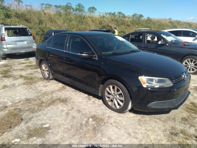 2014 3VWD17AJ4EM358122 main image