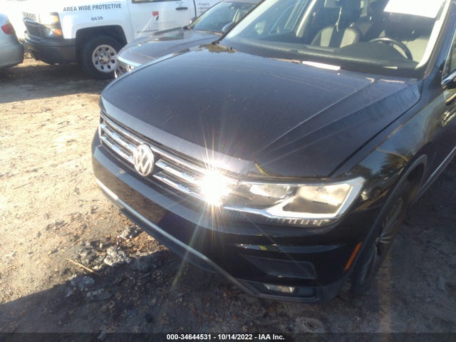 2018 VOLKSWAGEN TIGUAN SEL/SE VIN: 3VV3B7AX0JM038758