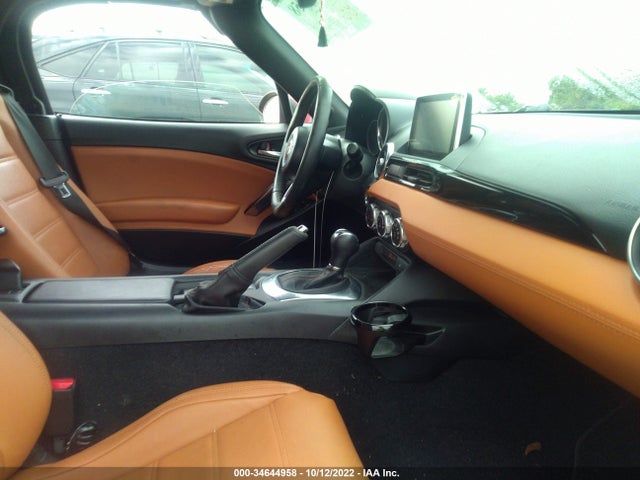 2019 Fiat 124 Spider, VIN: JC1NFAEK6K0140882