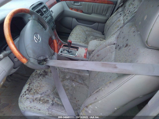 Lexus LS 430 2001 JTHBN30F410036953 Image 6