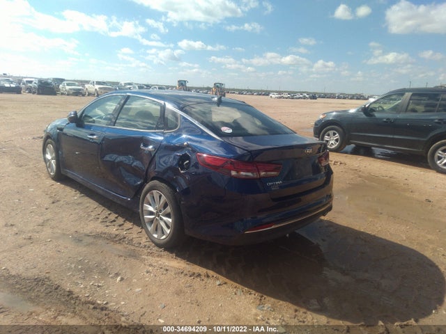 2018 Kia Optima, VIN: 5XXGT4L32JG249015