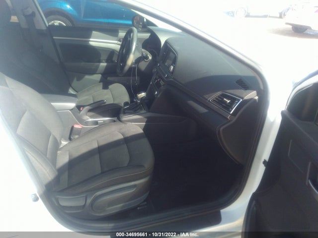 Hyundai Elantra Value Edition 2017 5NPD84LF4HH203134 Image 5