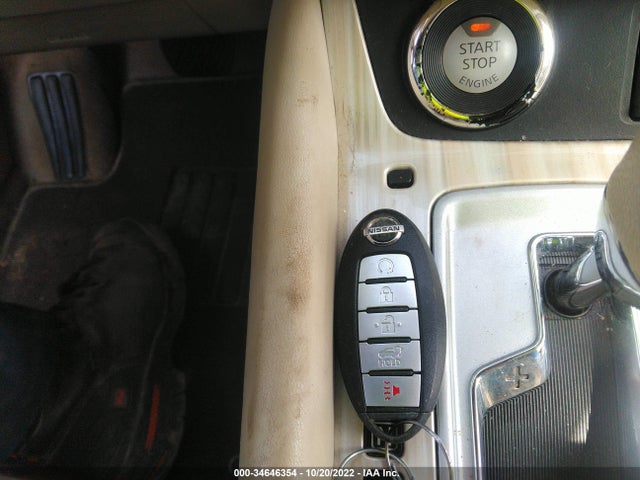 2015 Nissan Murano, VIN: 5N1AZ2MGXFN279333