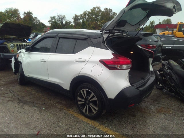 2019 NISSAN KICKS SV VIN: 3N1CP5CU0KL530109
