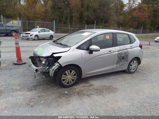 Honda FIT LX 2015 3HGGK5H55FM770109 Image 2