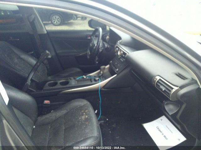 Lexus IS 200T 2016 JTHBA1D20G5011597 Image 6
