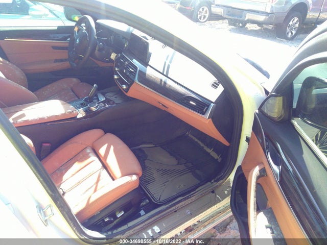2018 BMW 5 Series, VIN: WBAJE7C51JWC54451