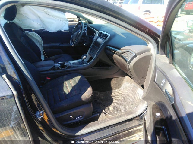 2016 FORD FUSION SE VIN: 3FA6P0HD7GR337083