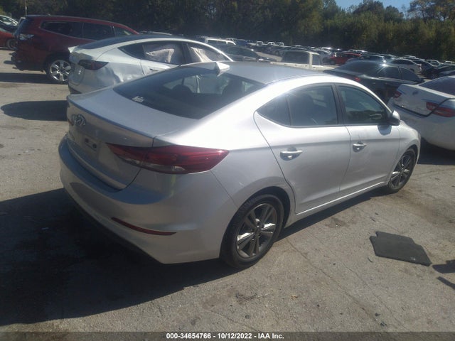 2017 HYUNDAI ELANTRA SE VIN: 5NPD84LF6HH209419