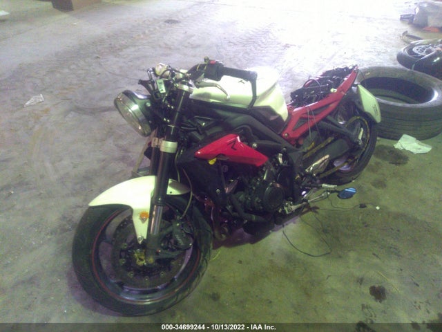 2015 TRIUMPH MOTORCYCLE STREET TRIPLE R VIN: SMTL03NE1FT667641