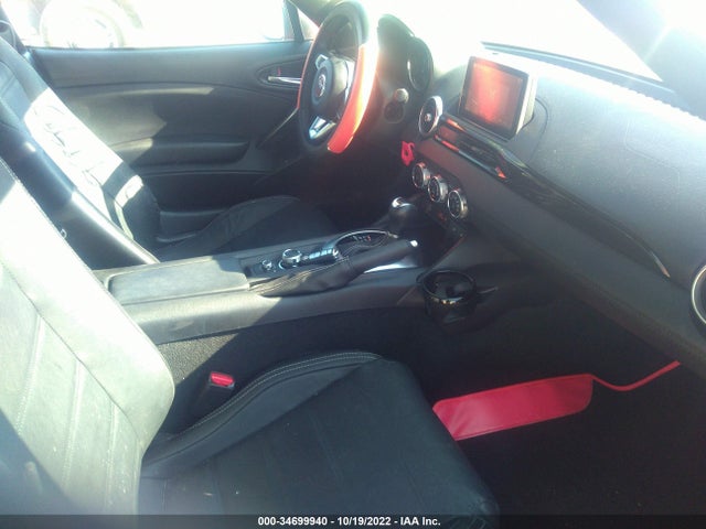 2017 Fiat 124 Spider, VIN: JC1NFAEK0H0107594