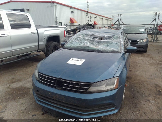 2018 Volkswagen Jetta, VIN: 3VW2B7AJ8JM228343