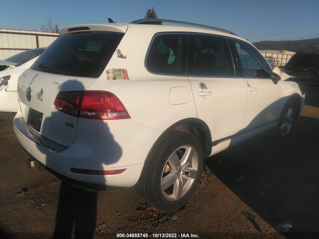 2014 Volkswagen Touareg, VIN: WVGEP9BP1ED008412