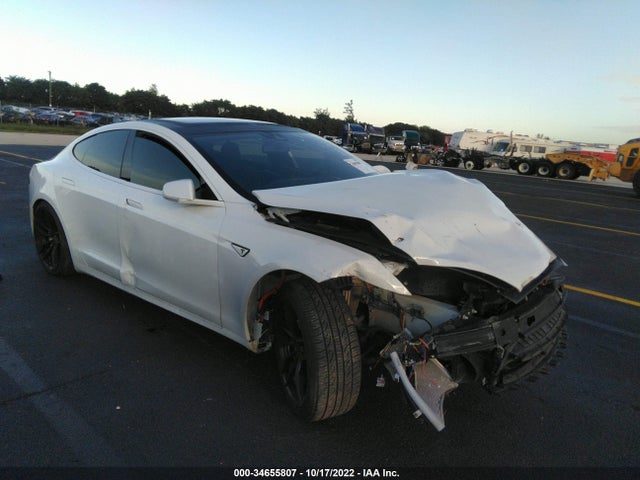 Tesla MODEL S 2015 5YJSA1V48FF098339 Image 1
