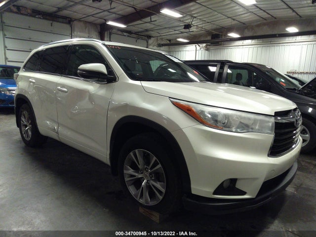 2015 Toyota Highlander, VIN: 5TDJKRFH9FS076967