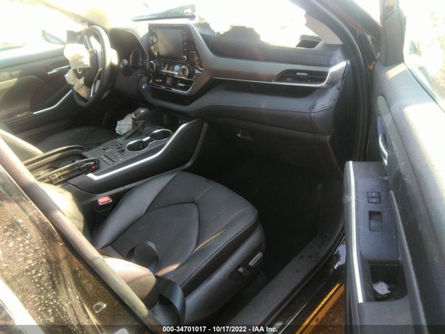 2022 Toyota Highlander, VIN: 5TDGBRCH1NS555543
