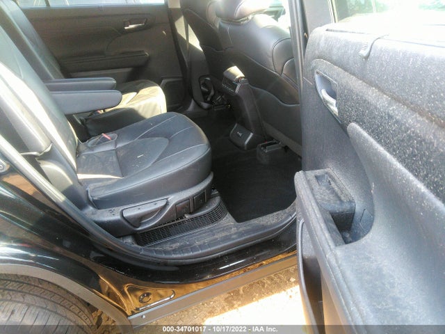 2022 Toyota Highlander, VIN: 5TDGBRCH1NS555543
