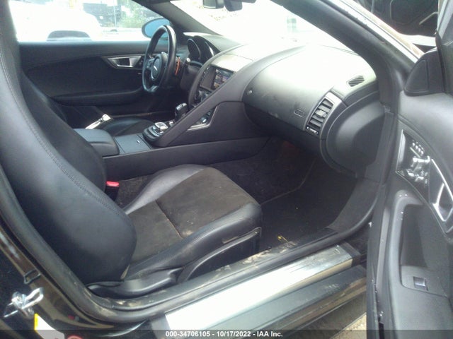 2017 Jaguar F-TYPE, VIN: SAJWJ6FV2H8K44163