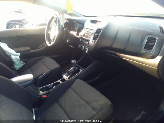 3KPFK4A7XJE176733 KIA FORTE LX