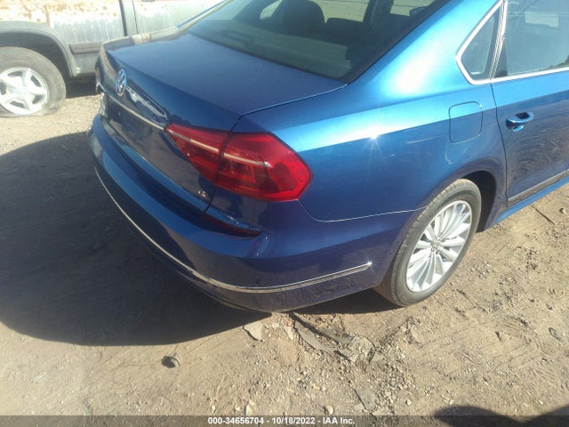 2016 Volkswagen Passat, VIN: 1VWBT7A32GC044007