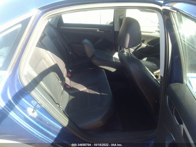 2016 Volkswagen Passat, VIN: 1VWBT7A32GC044007