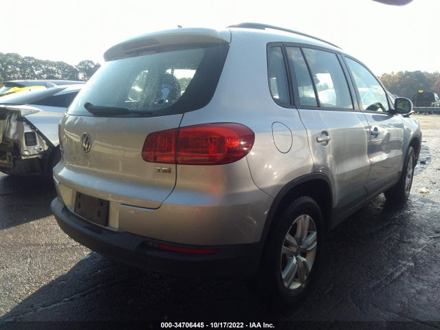 2017 Volkswagen Tiguan, VIN: WVGAV7AX1HK025043