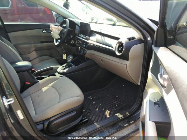 3KPF24AD4ME388697 KIA Forte Lxs