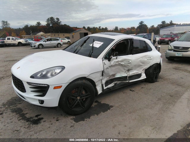 2016 Porsche Macan, VIN: WP1AB2A55GLB53713