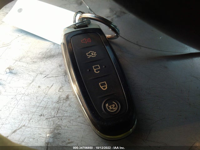Lincoln MKX 2011 2LMDJ6JK6BBJ21277 Image 3