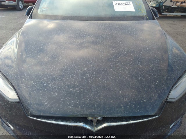 2017 Tesla Model X, VIN: 5YJXCDE22HF078431