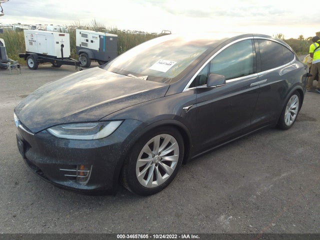 2017 Tesla Model X, VIN: 5YJXCDE22HF078431