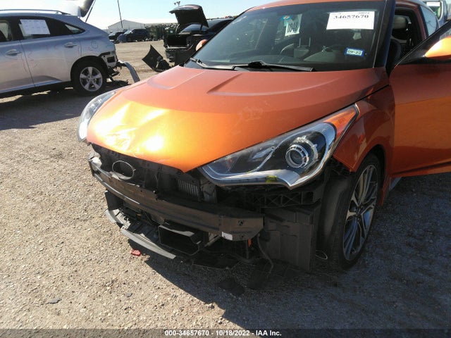 2016 Hyundai Veloster, VIN: KMHTC6AE8GU299057