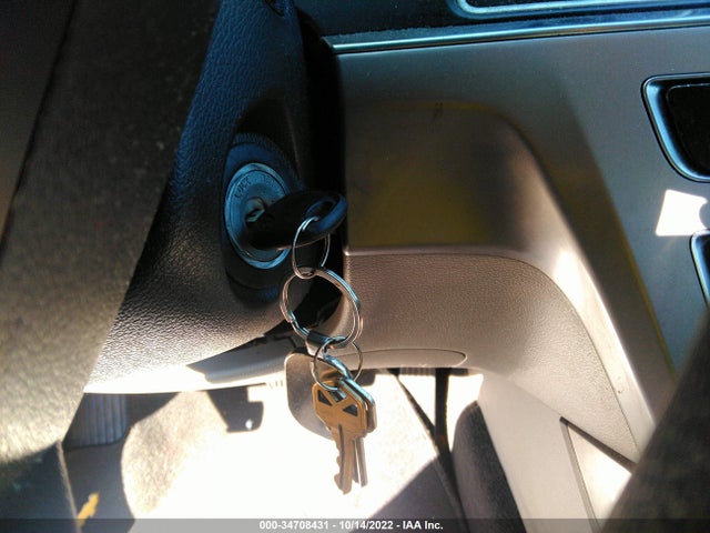 2015 HYUNDAI SONATA 2.4L SE VIN: 5NPE24AF0FH247833